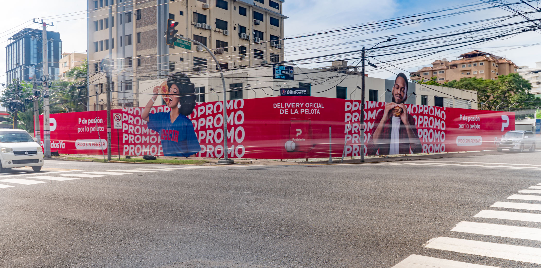 Billboard Dominicana -Streetbillboard - tiradentes - Pedidos Ya