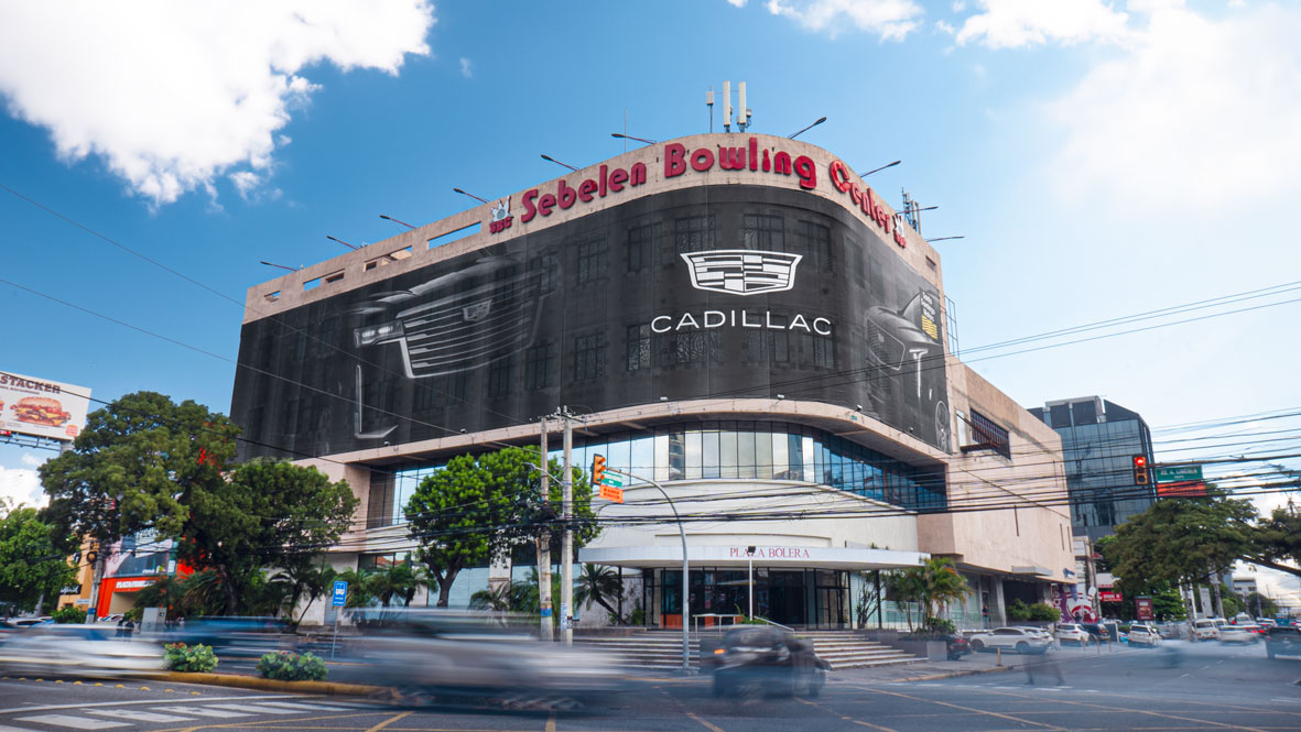 Billboard dominicana -Bajante - La-Bolera- Cadillac